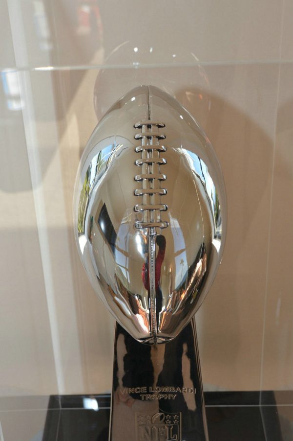 VINCE LOMBARDI TROPHY SUPER BOWL TROPHY - Image 2