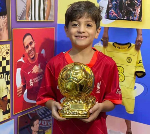BALLON D'OR FOOTBALL WORLD - Image 2