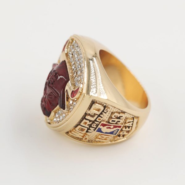 1993 Chicago Bulls Basketball Jordan Championship Ring - Image 2