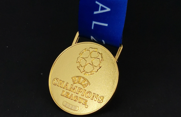 UEFA CHAMPION LEAGUE MEDALS - Image 3